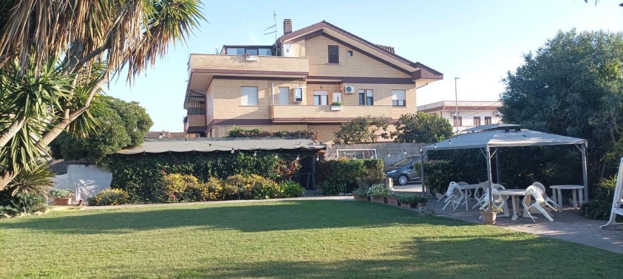 Modular King Suite - Intera Suite Vicino Aeroporto E Fiera Di Roma Fiumicino Exterior foto