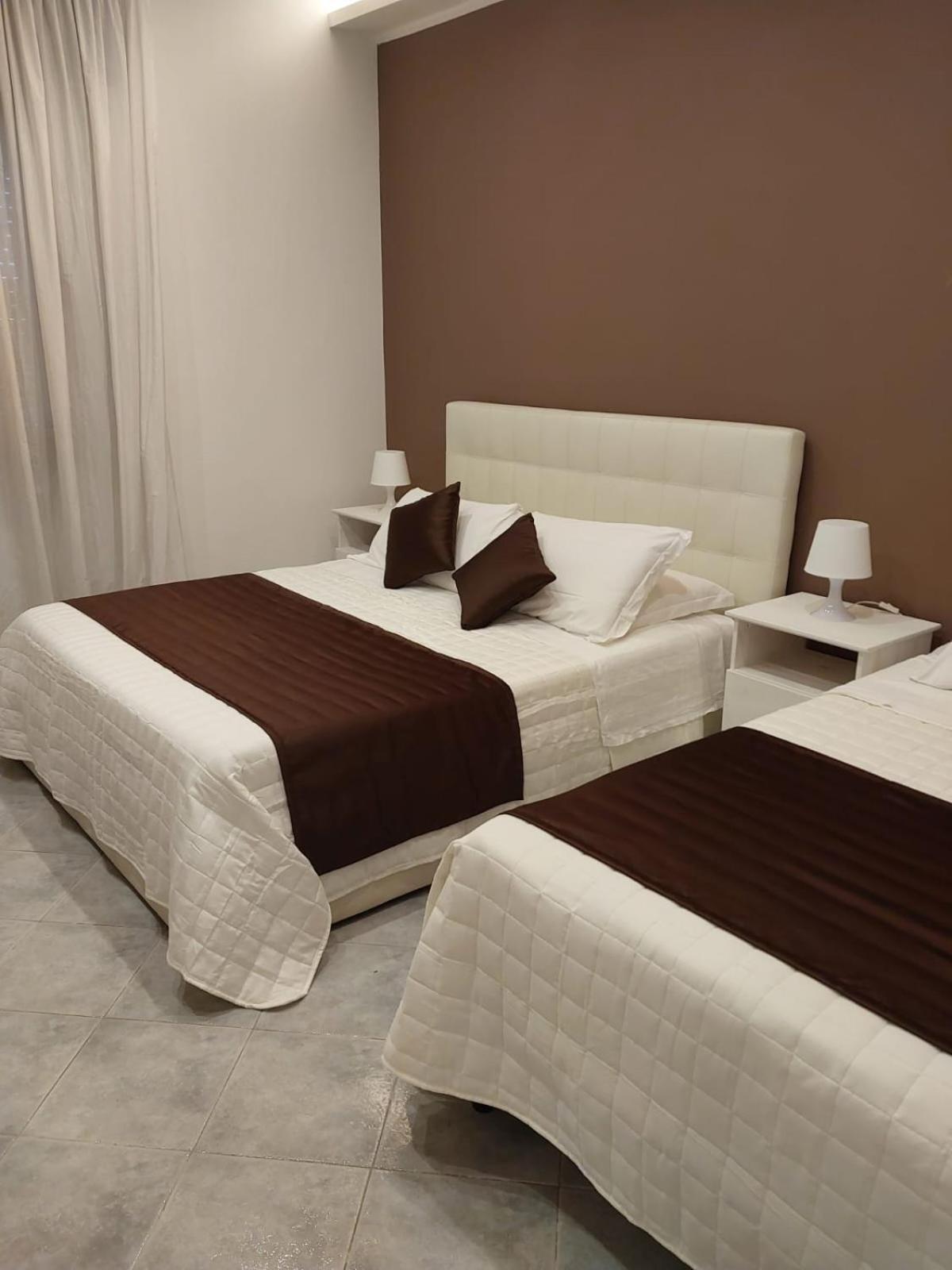 Modular King Suite - Intera Suite Vicino Aeroporto E Fiera Di Roma Fiumicino Exterior foto