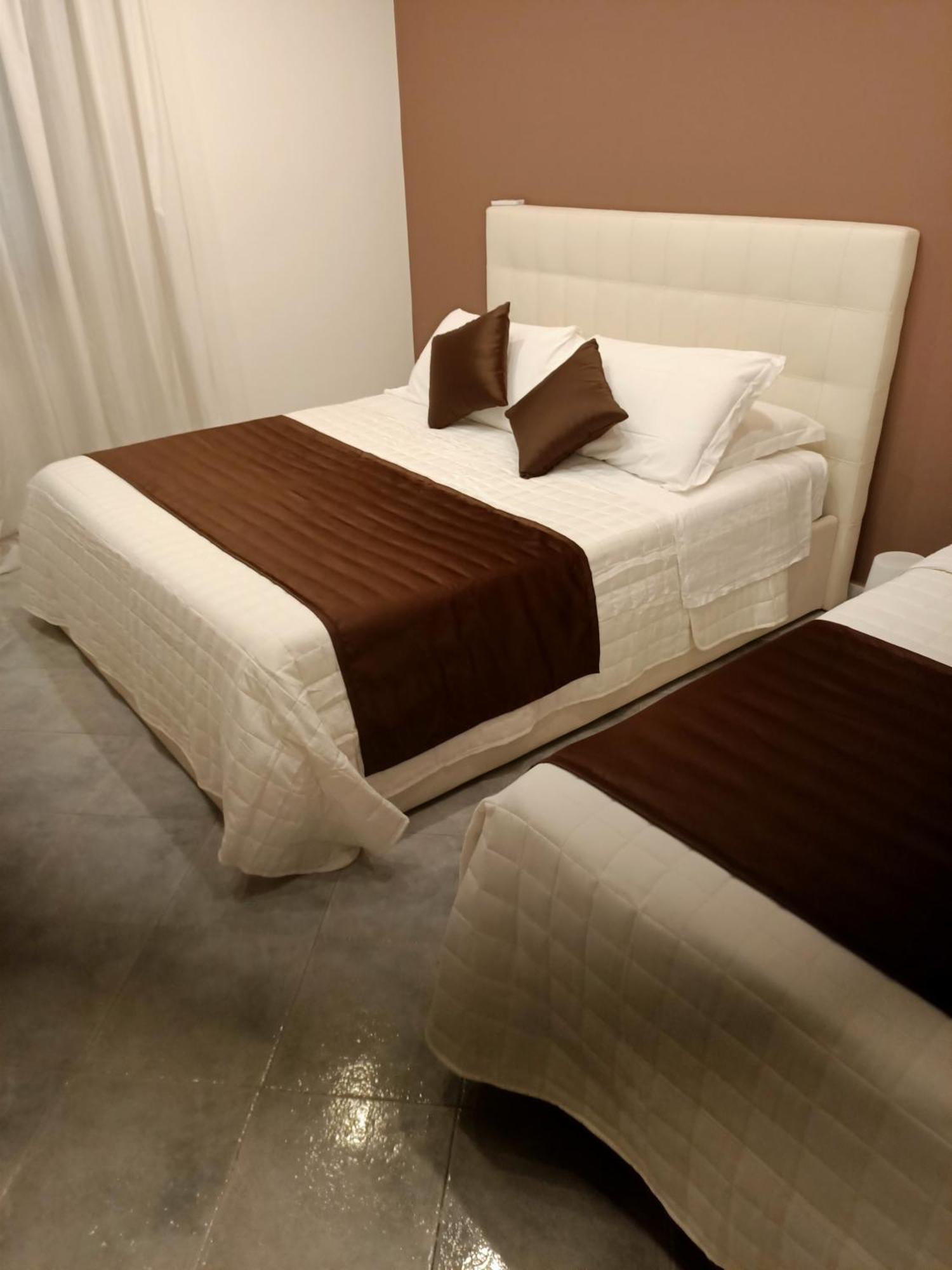 Modular King Suite - Intera Suite Vicino Aeroporto E Fiera Di Roma Fiumicino Exterior foto
